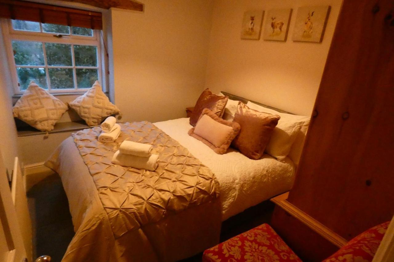 Apperley Bridge Redfearn Cottage מראה חיצוני תמונה