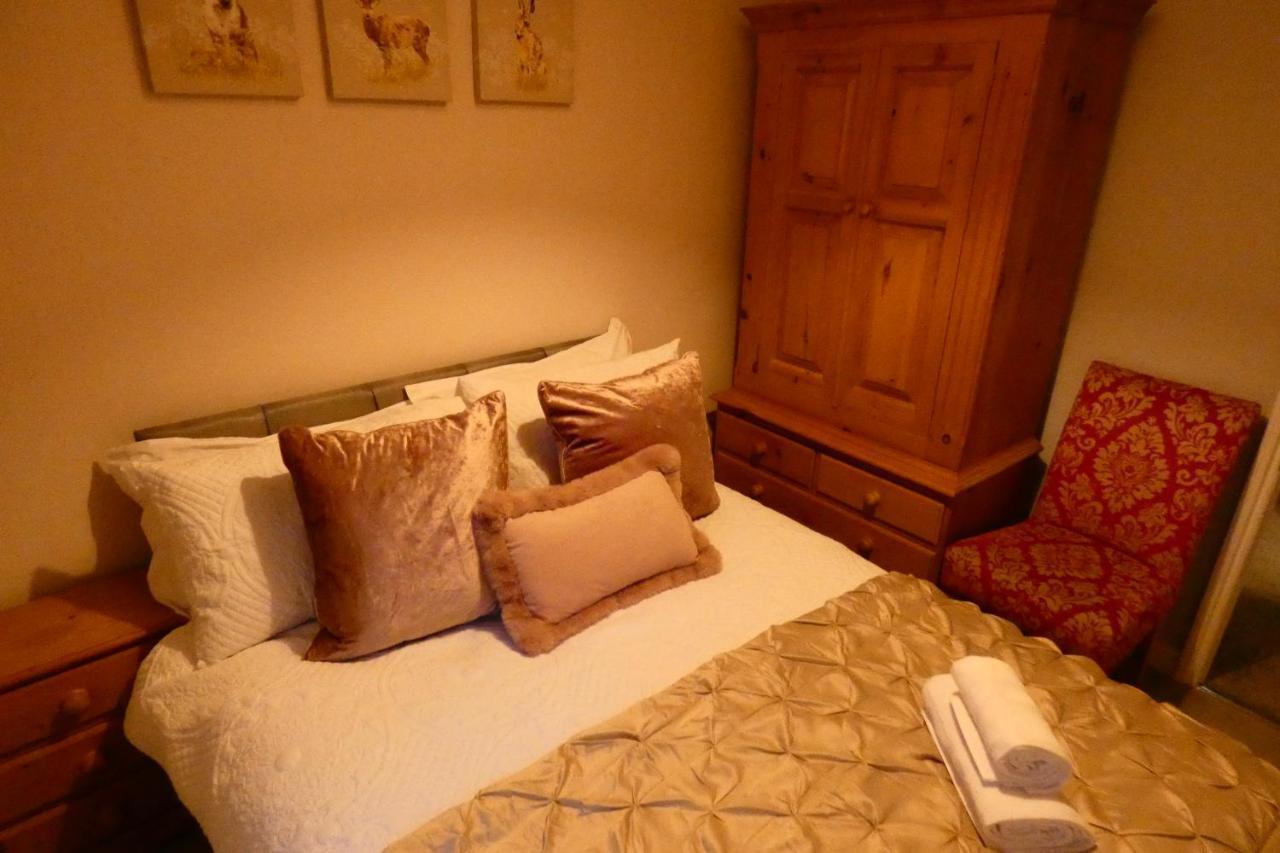 Apperley Bridge Redfearn Cottage מראה חיצוני תמונה