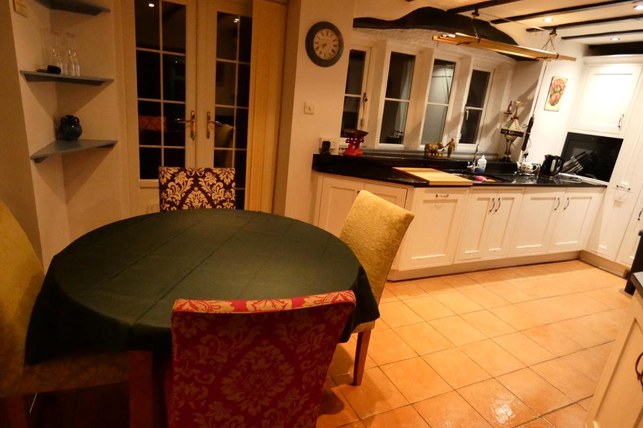 Apperley Bridge Redfearn Cottage מראה חיצוני תמונה